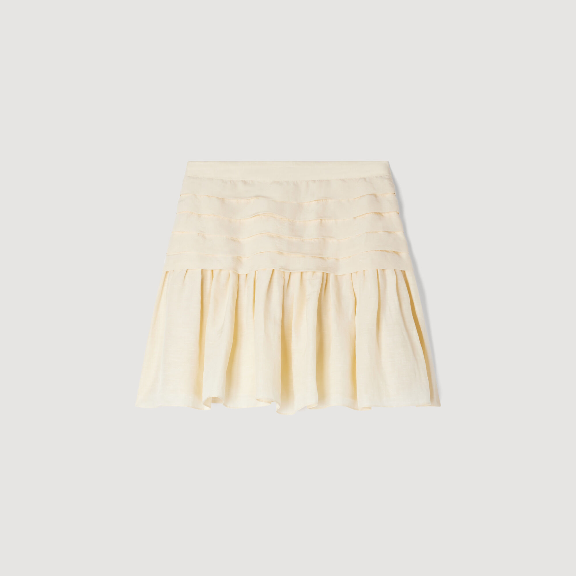 Short pleated skirt