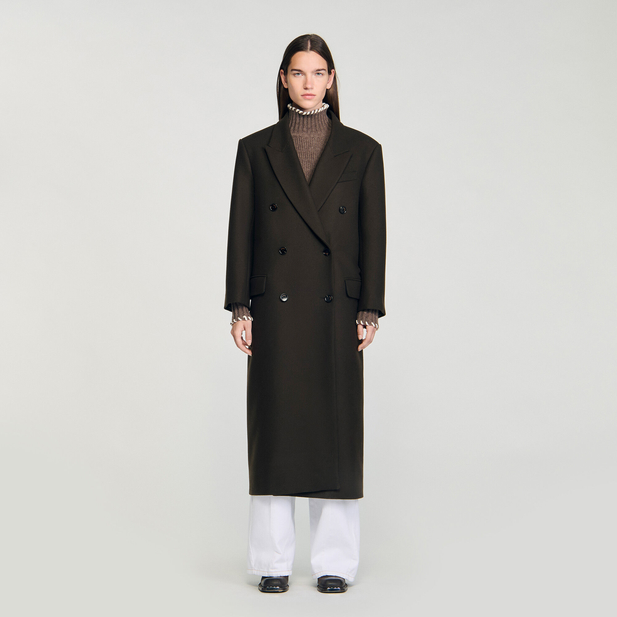 Straight coat Straight coat
