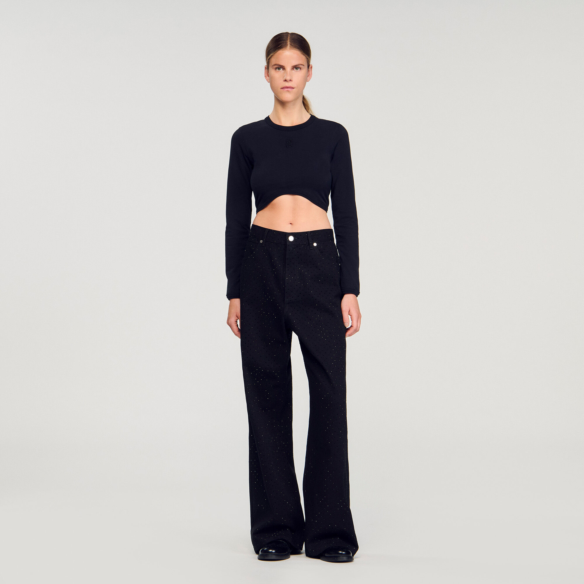 Cropped embroidered T-shirt Cropped embroidered T-shirt