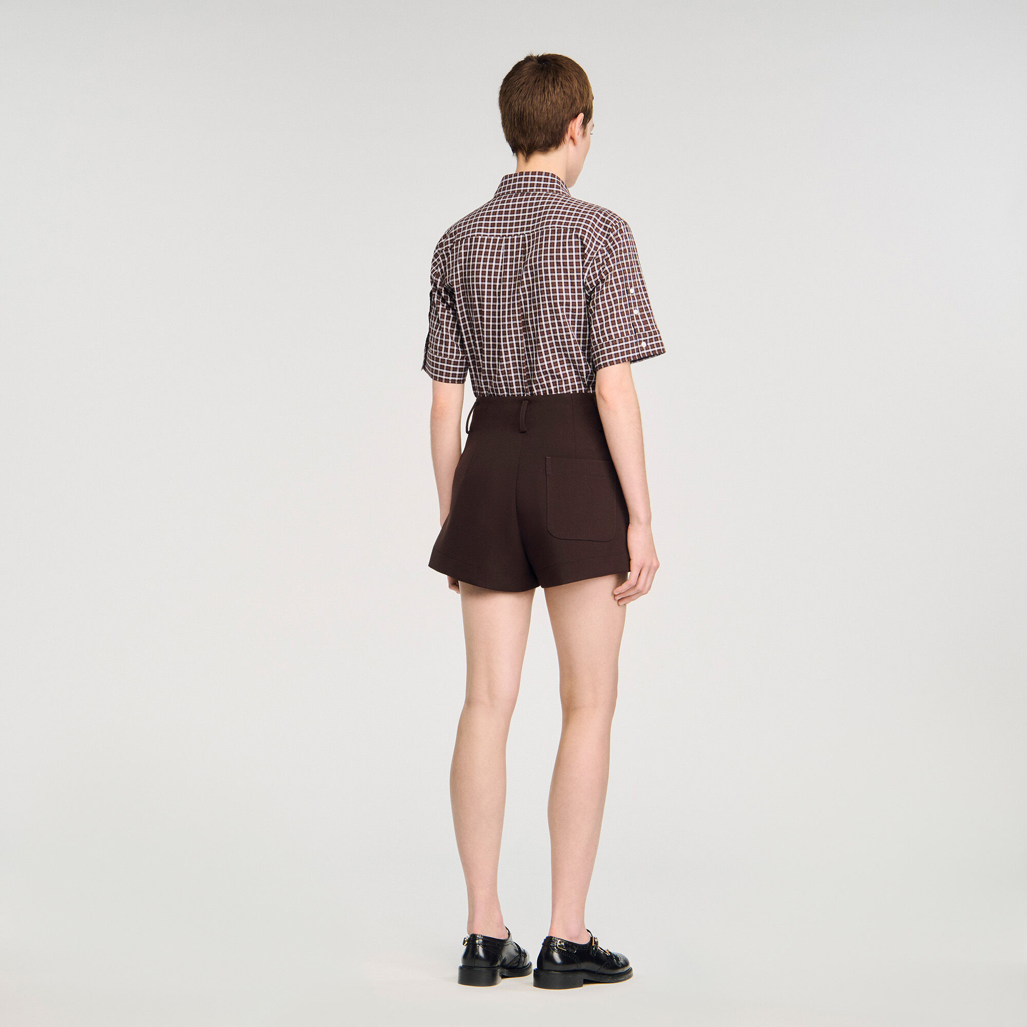 Buttoned carpenter shorts