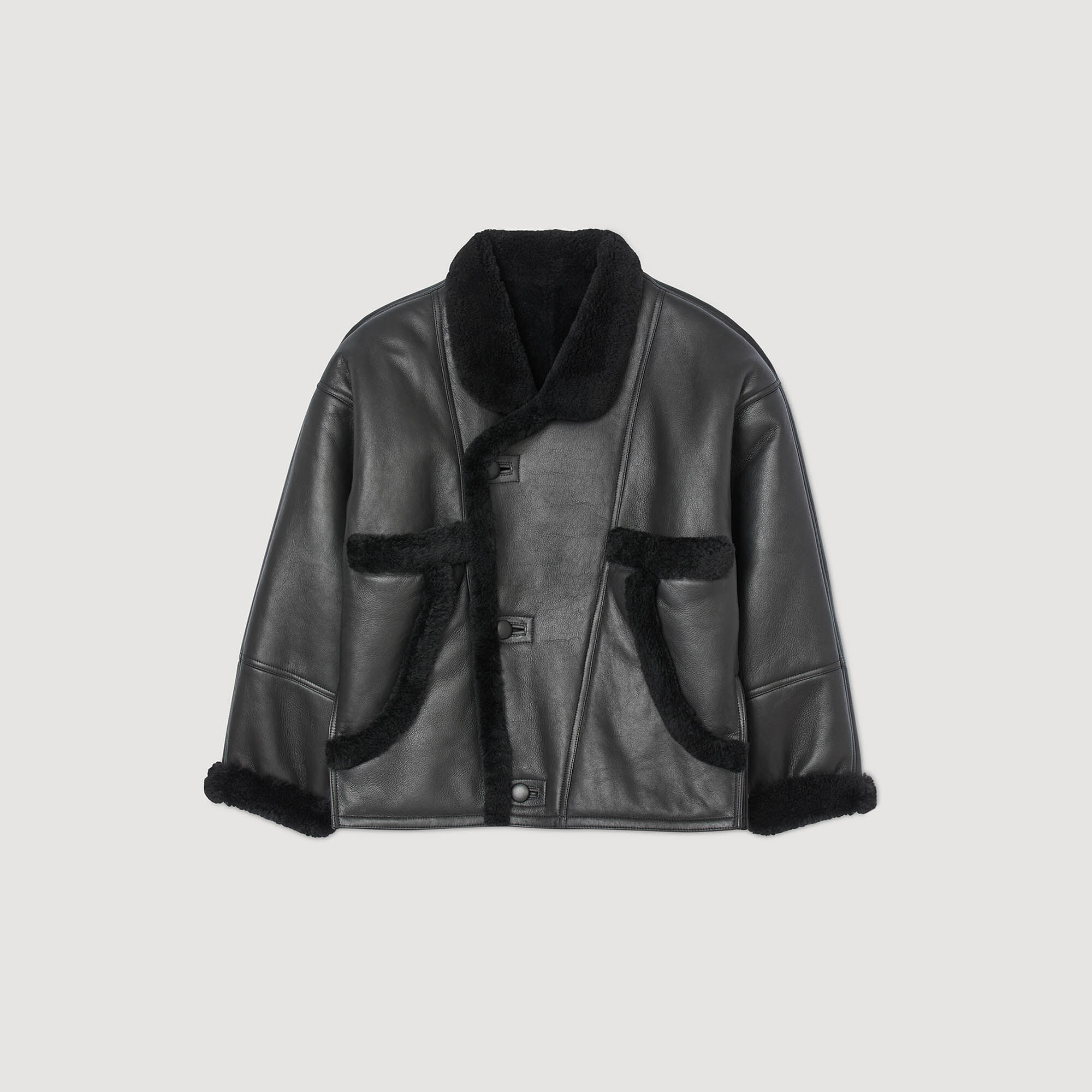 Short shearling coat Short shearling coat