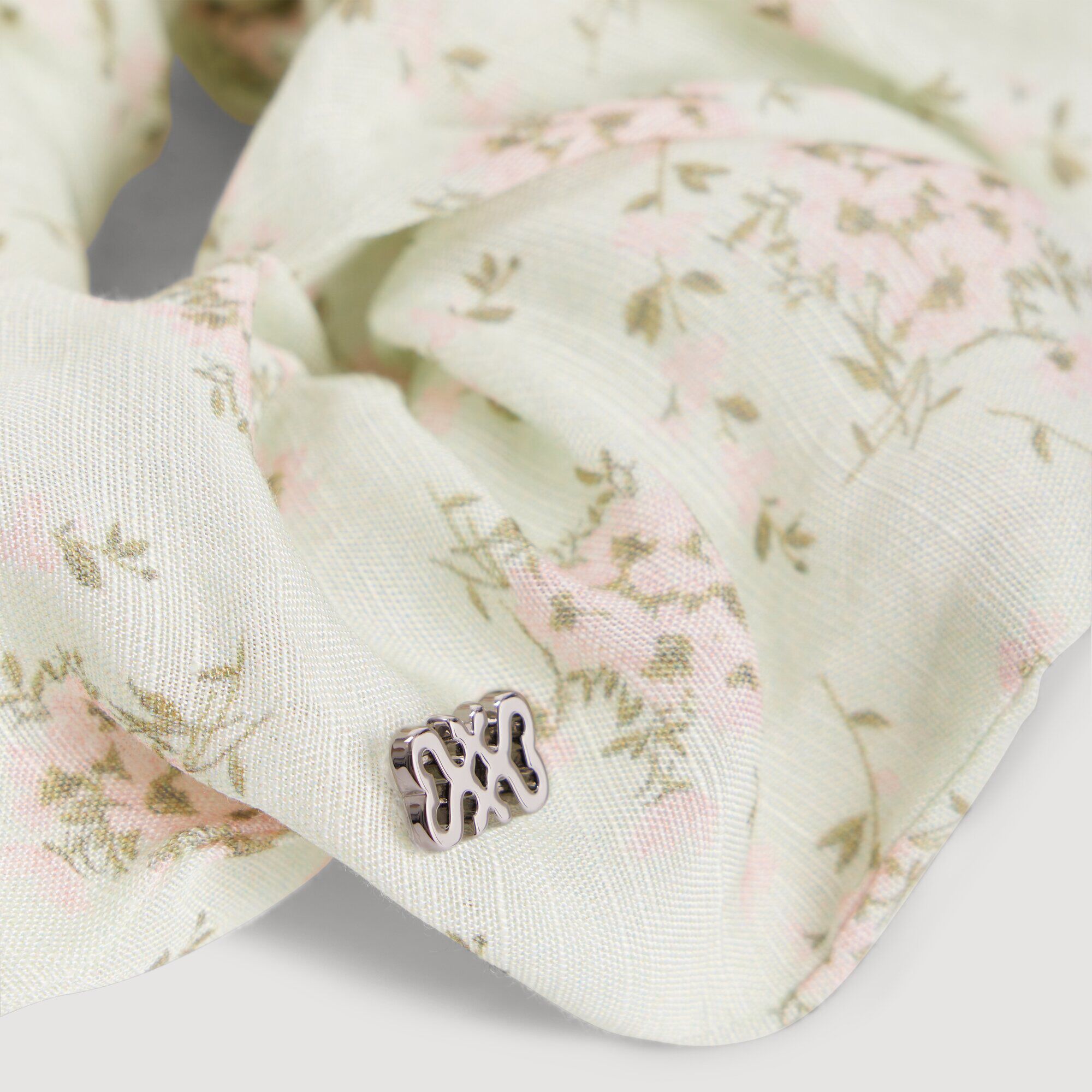 Floral scrunchie