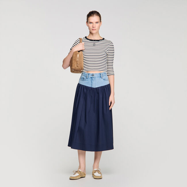 Short striped tee with pearl collar