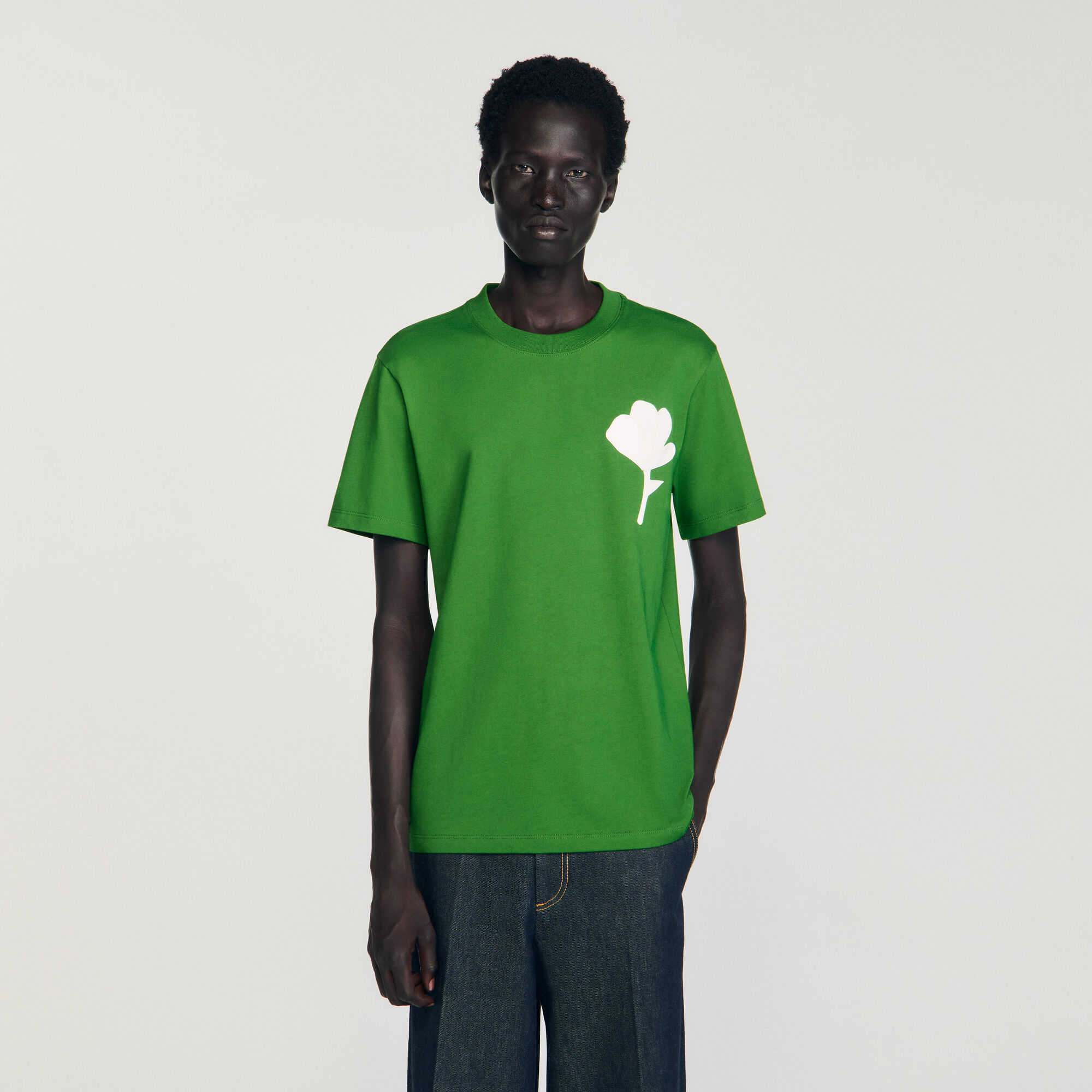 T-shirt with flower patch