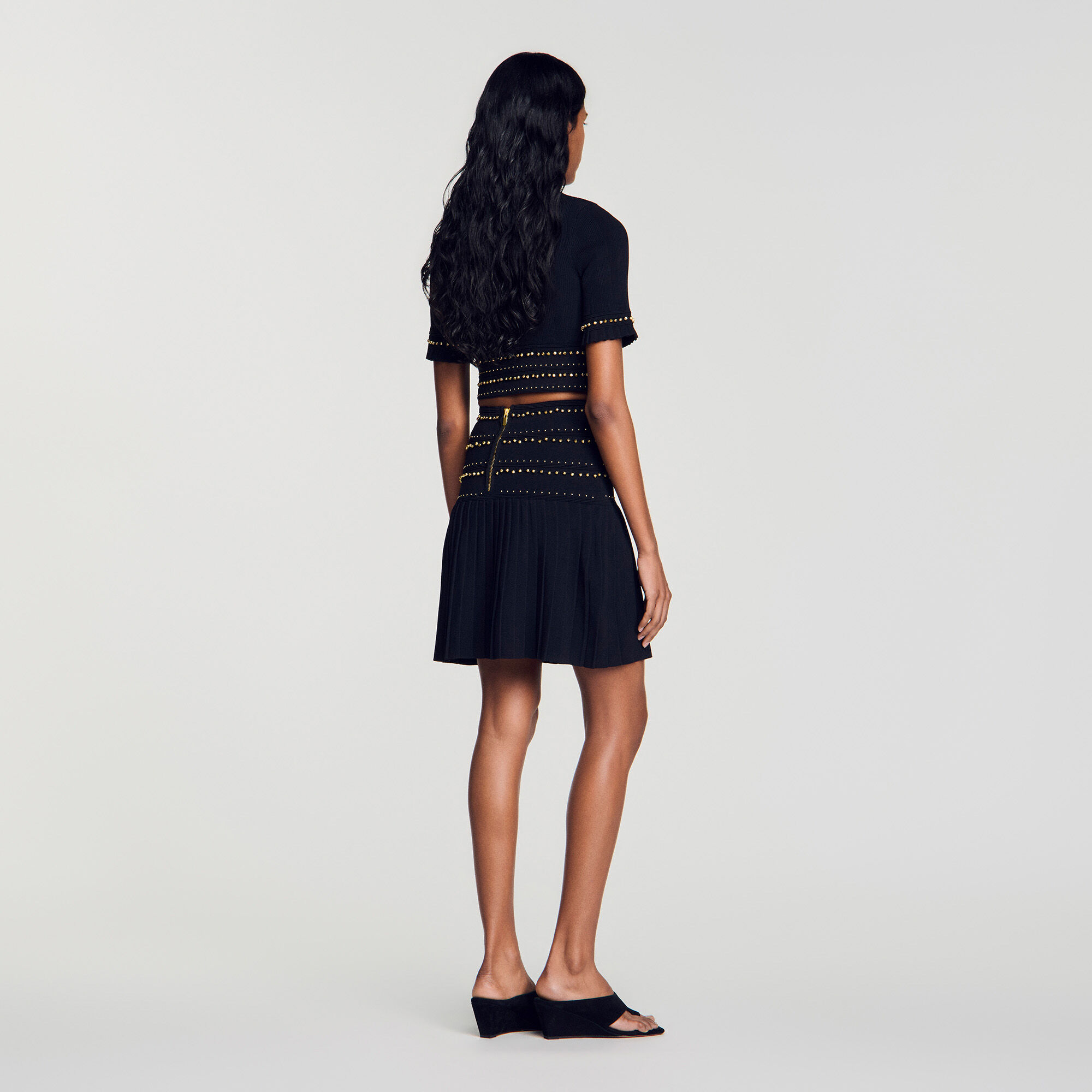 Short skirt with tassels