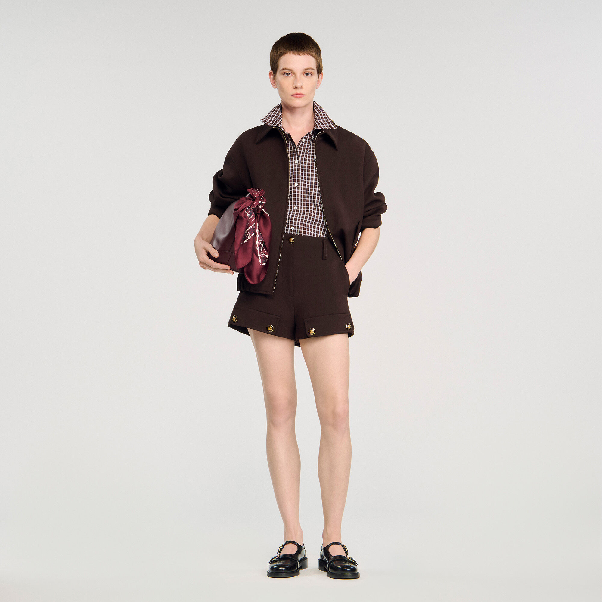 Buttoned carpenter shorts