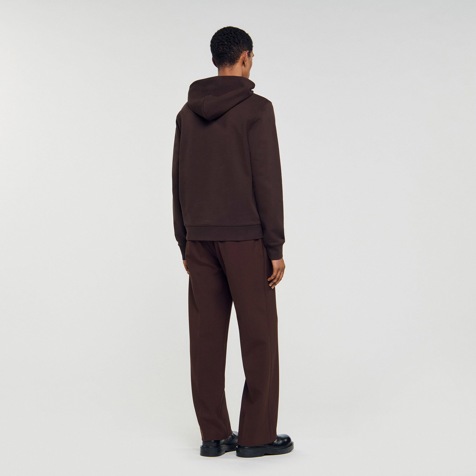 Sweatshirt with flower patch