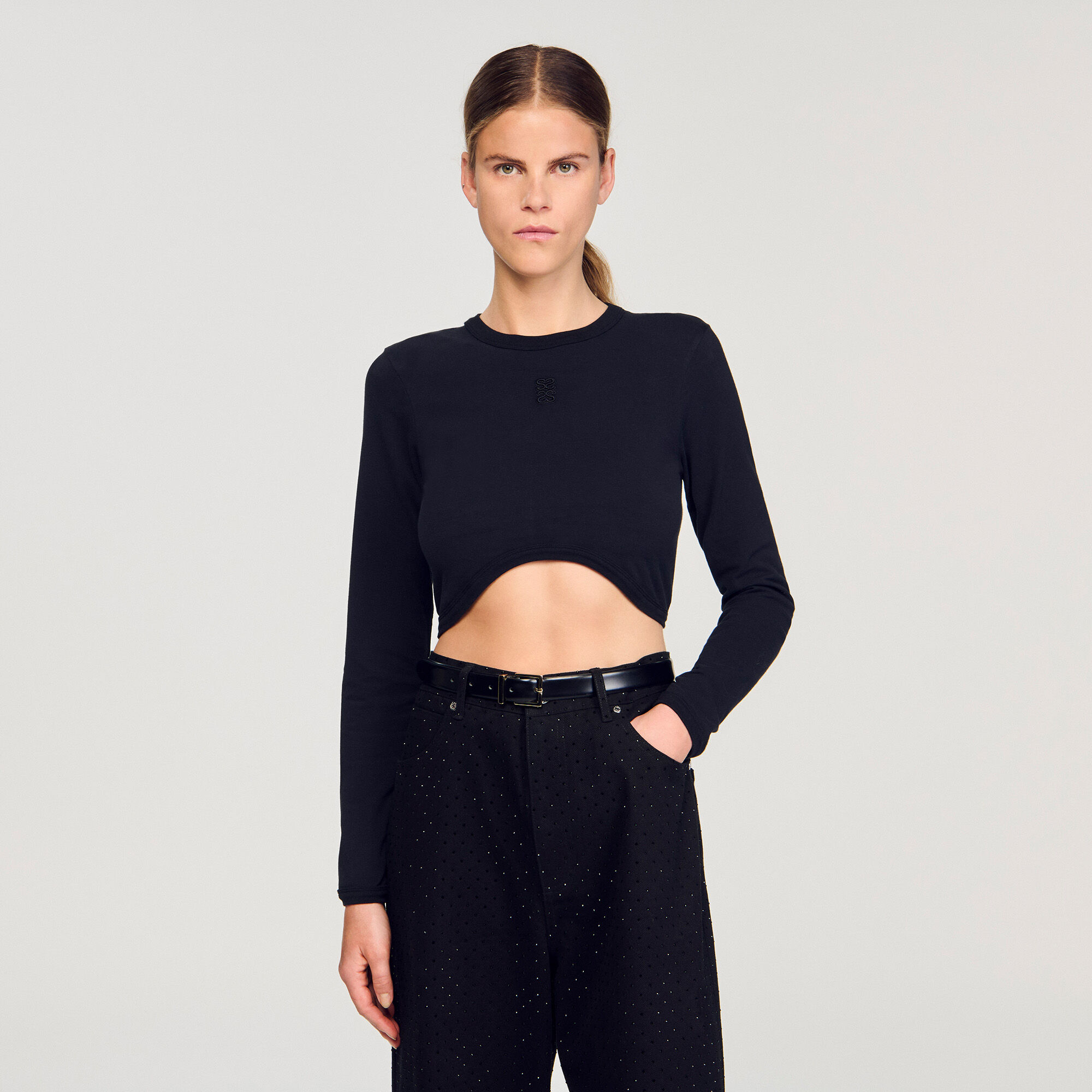 Cropped embroidered T-shirt Cropped embroidered T-shirt
