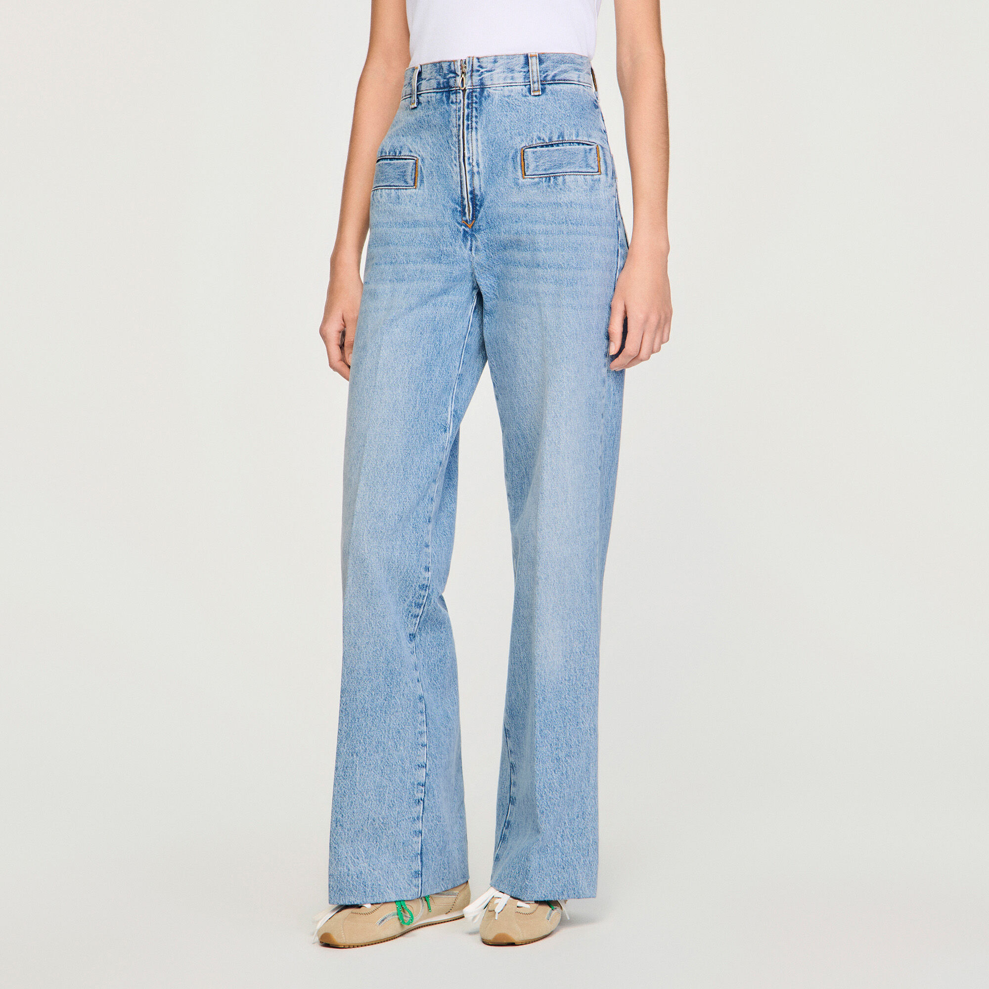 Wide-leg jeans