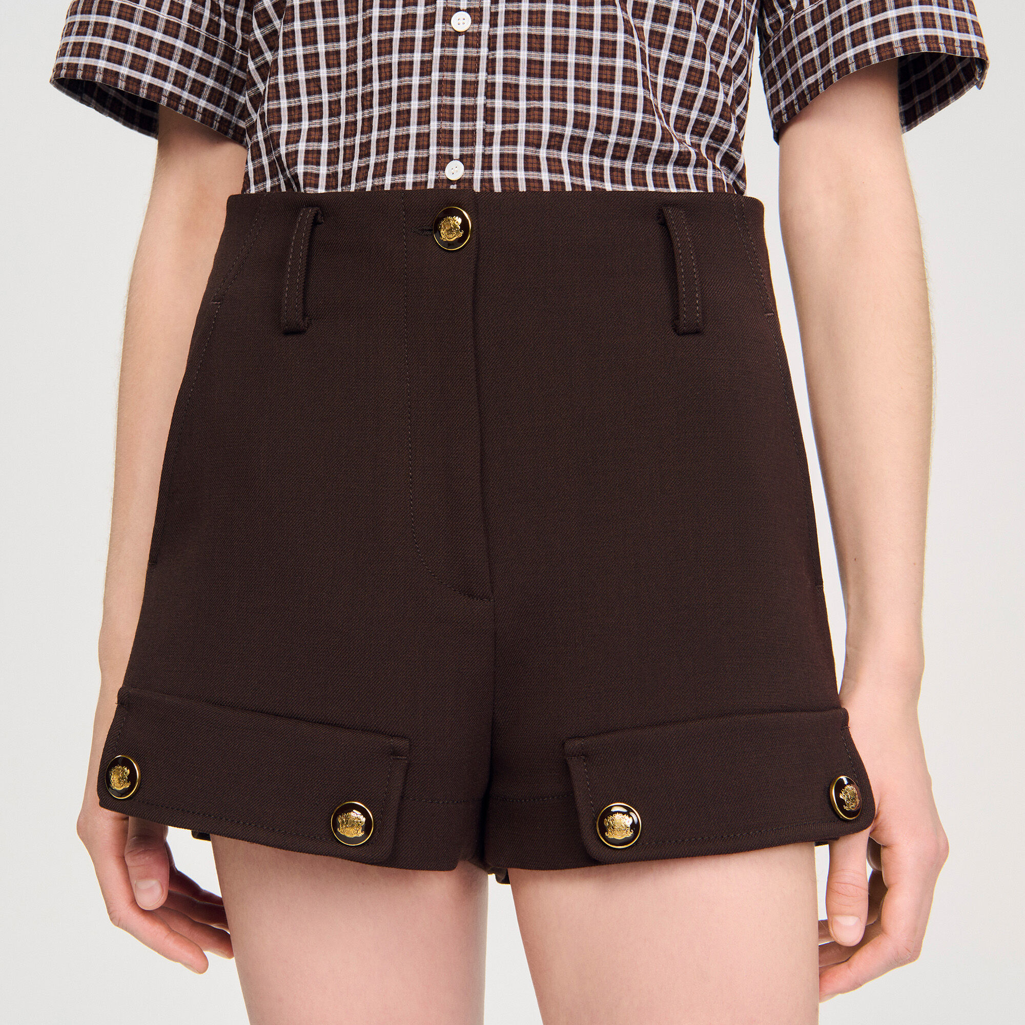Buttoned carpenter shorts