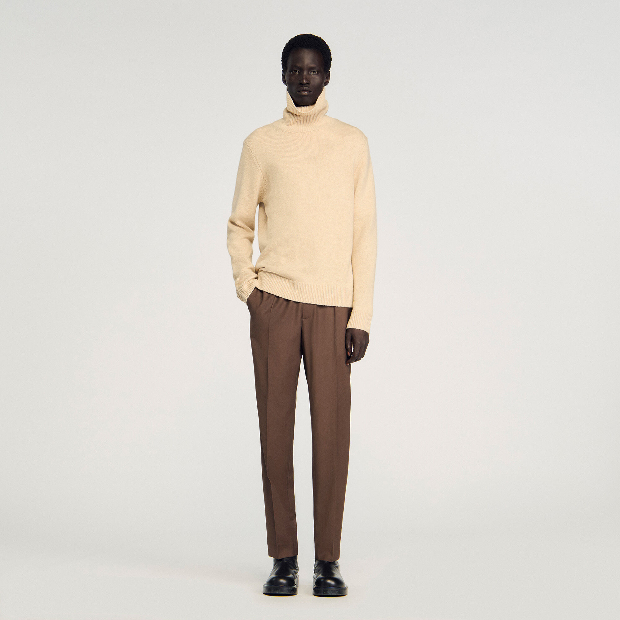Elasticated straight-leg trousers