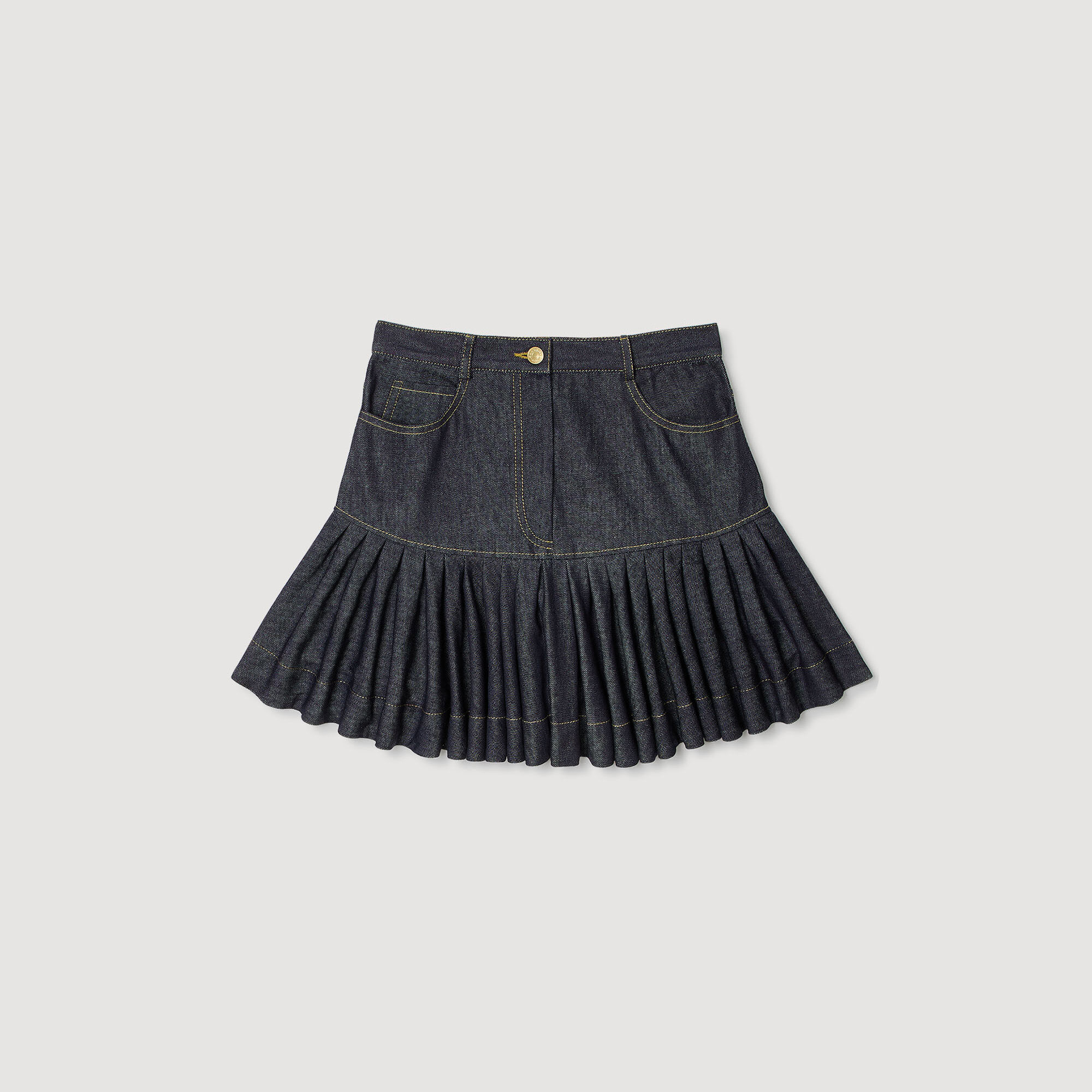 Short denim ruffled skirt