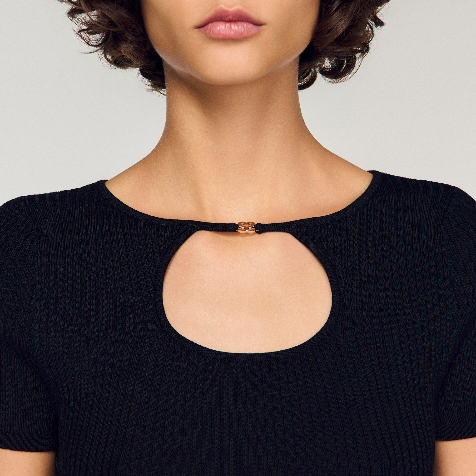 Openwork collar jumper