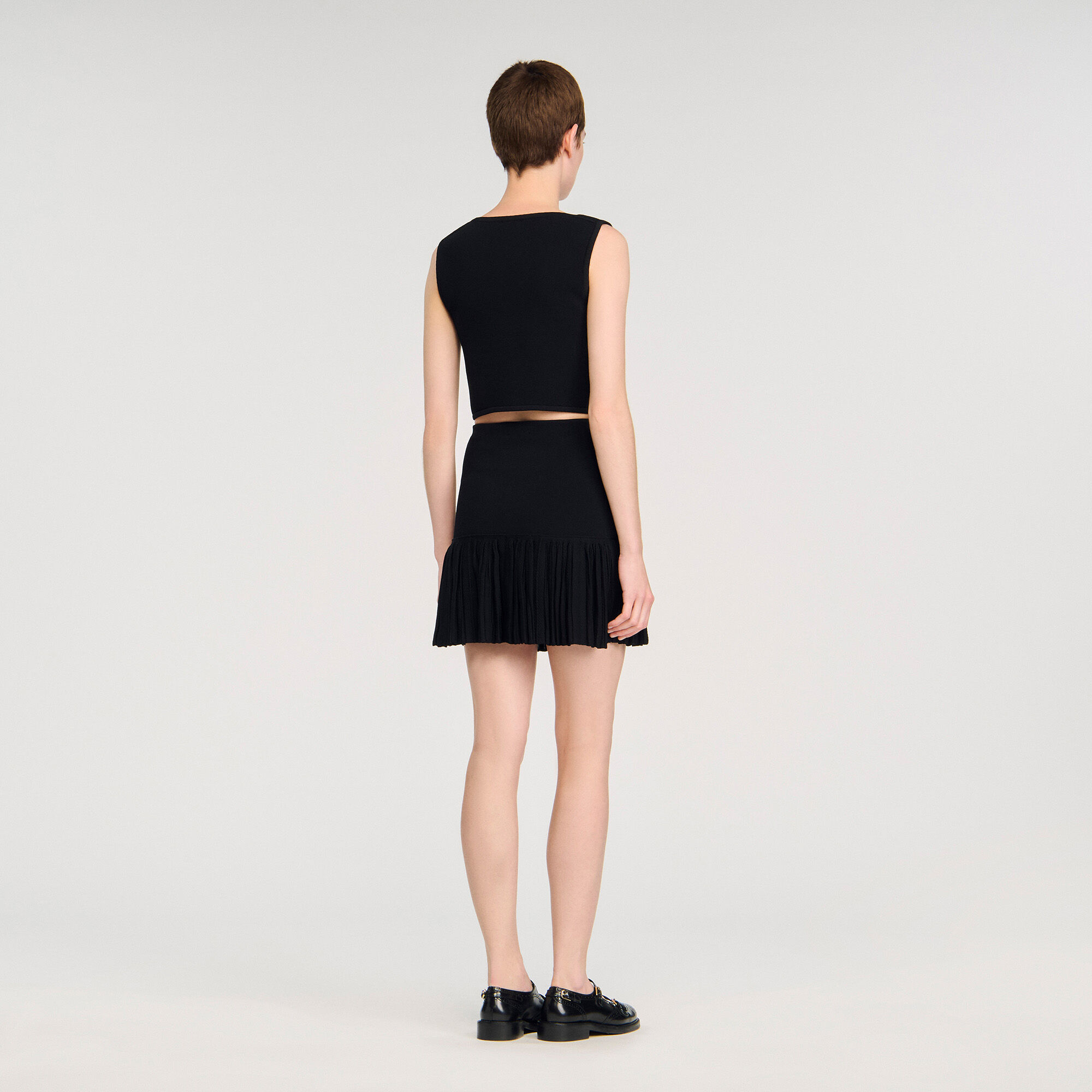 Short pleated knit skirt Short pleated knit skirt